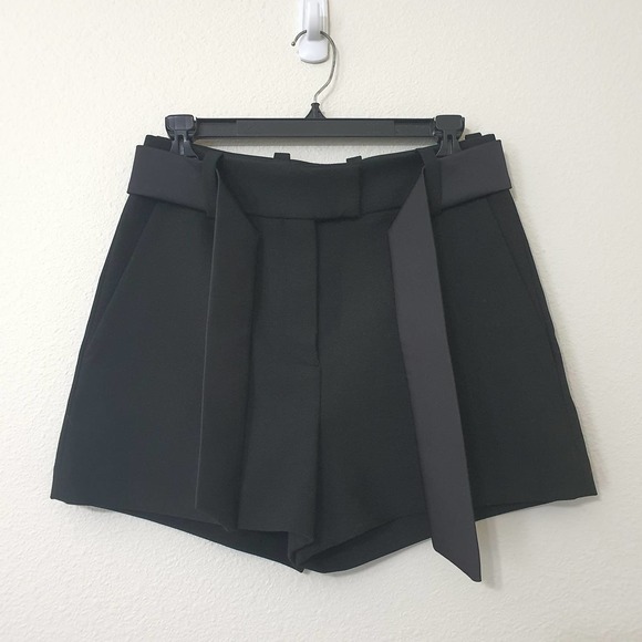 Maje Black Paris Belted Flat Front Shorts Women's Size M - Picture 3 of 11